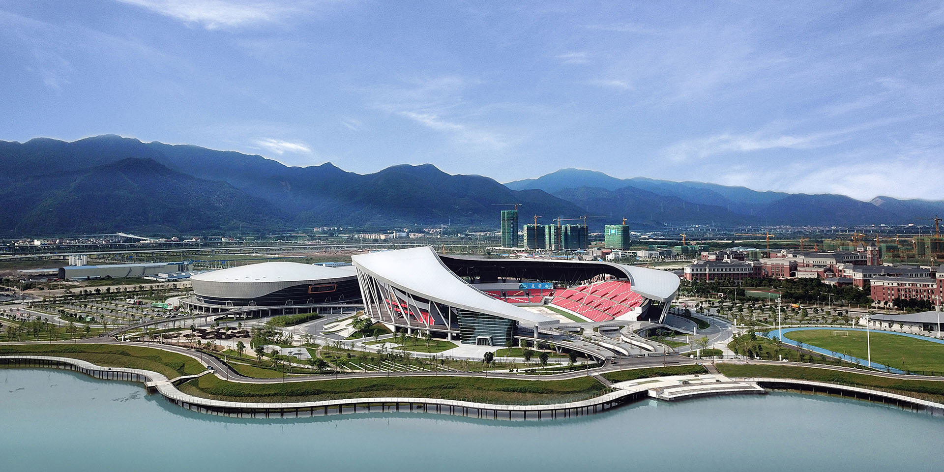 民乐古筝行业先行者